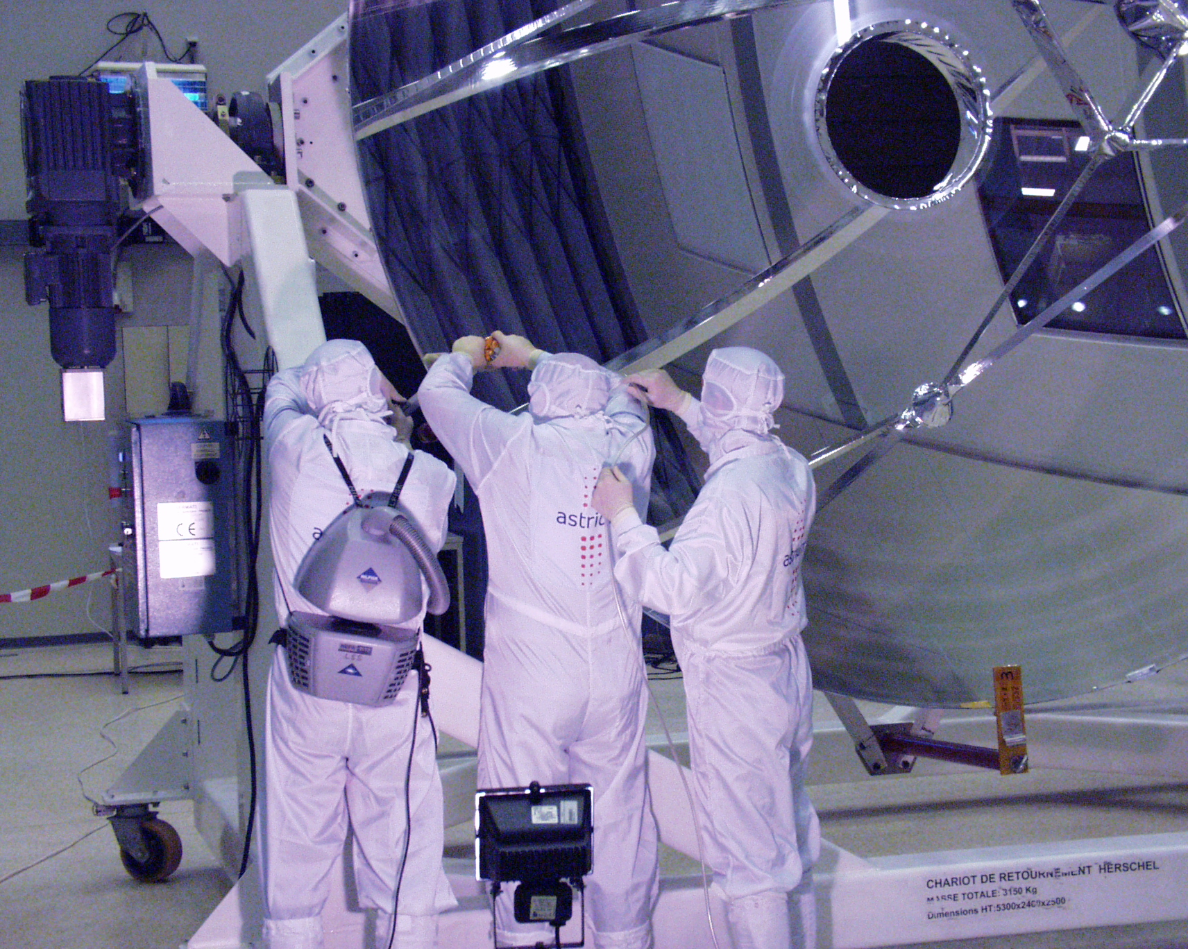 Herschel flight telescope unpacked and inspected Herschel flight telescope unpacked and inspected