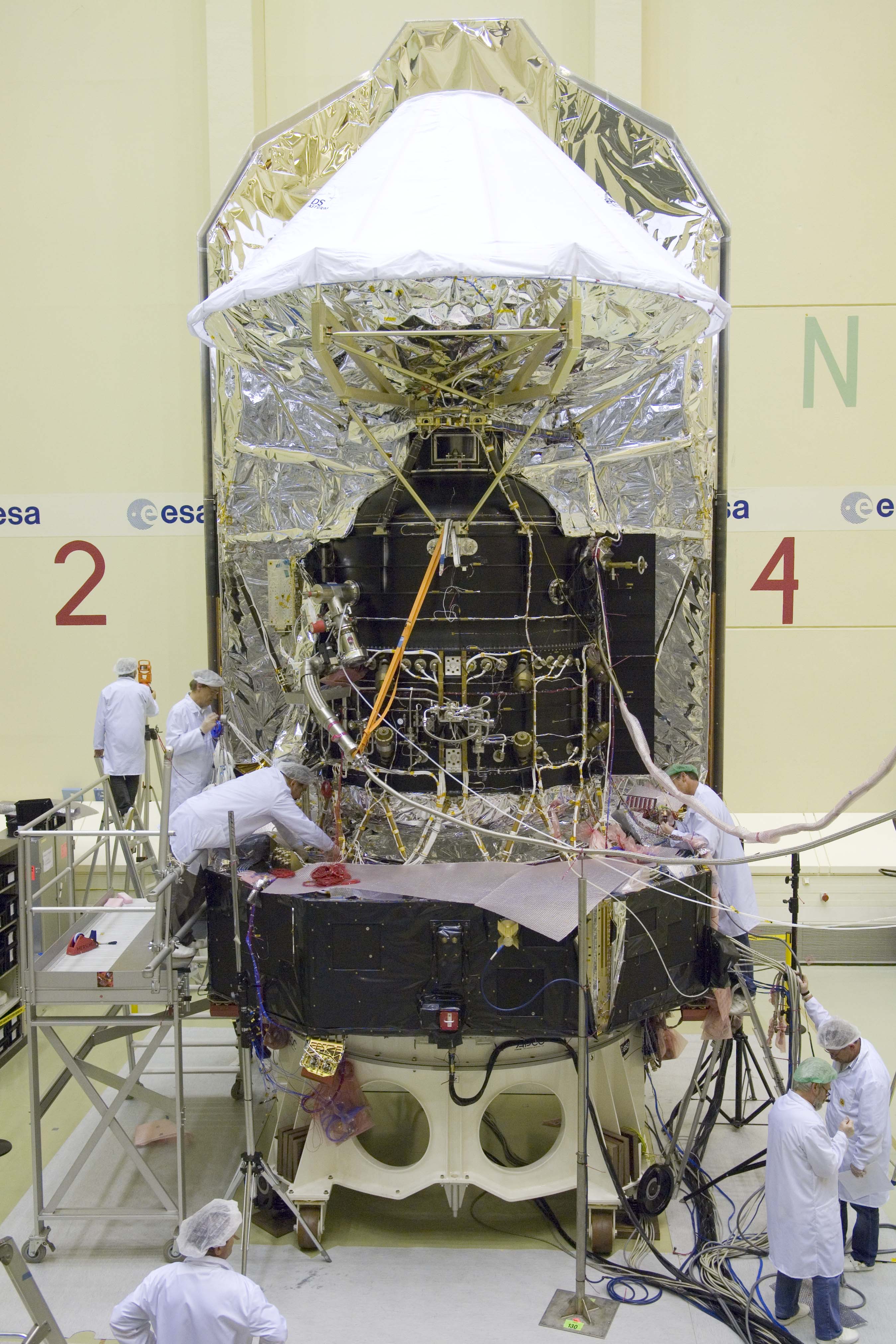 Herschel spacecraft close to mechanical completion Herschel spacecraft close to mechanical completion