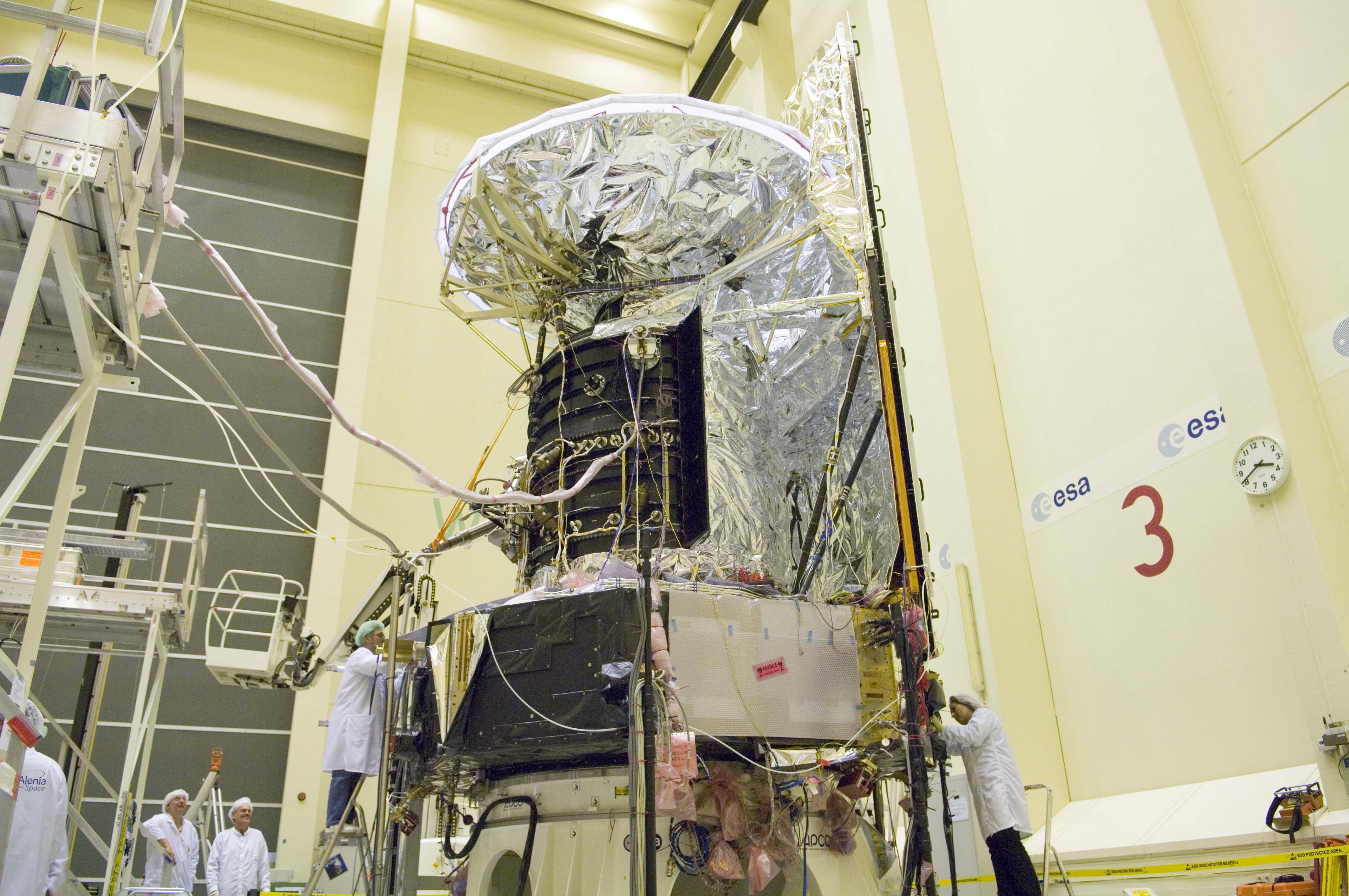 Herschel spacecraft close to mechanical completion Herschel spacecraft close to mechanical completion
