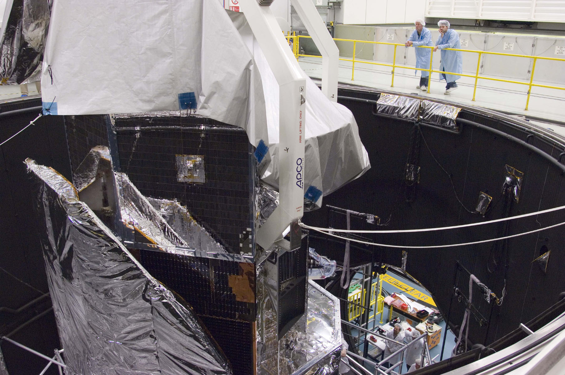 Herschel in the Large Space Simulator (LSS).