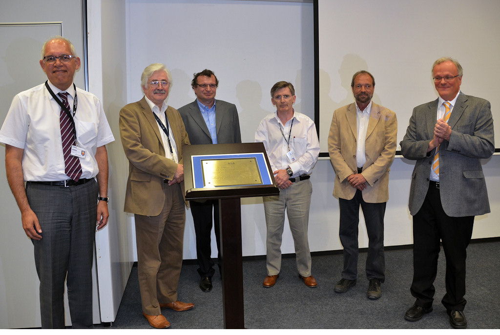 Herschel and Planck teams recognition plaque unveiling and Prof. David Southwood's Farewell events at ESAC Herschel and Planck teams recognition plaque unveiling and Prof. David Southwood's Farewell events at ESAC